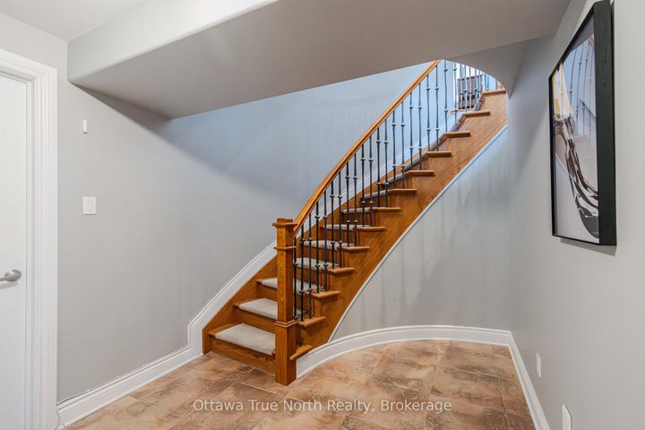 Photo 43 at 507 Kochar Drive, Nepean (Mooneys Bay), Ottawa