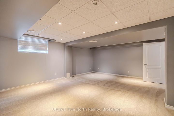 Photo 46 at 507 Kochar Drive, Nepean (Mooneys Bay), Ottawa