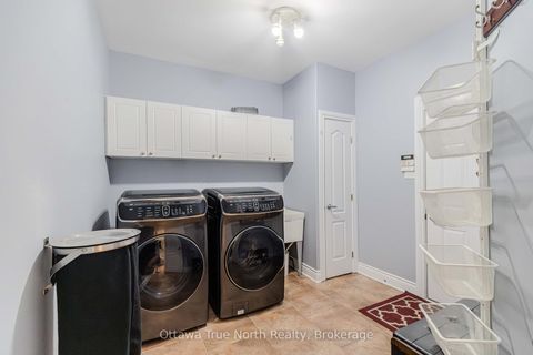 Photo 24 at 507 Kochar Drive, Nepean (Mooneys Bay), Ottawa