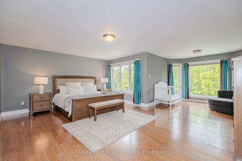 Photo 29 at 507 Kochar Drive, Nepean (Mooneys Bay), Ottawa