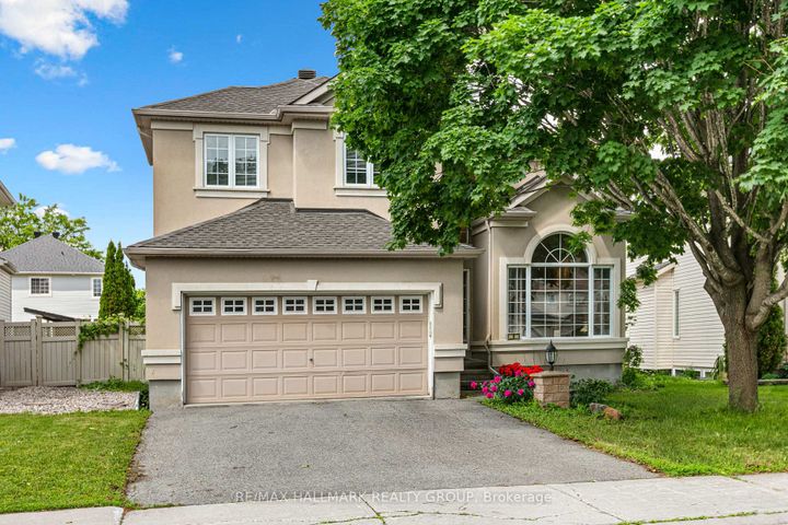 Photo 2 at 9 Blackshire Circle, Nepean (Stonebridge), Ottawa