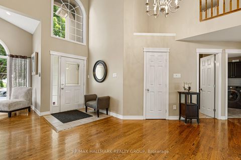 Photo 4 at 9 Blackshire Circle, Nepean (Stonebridge), Ottawa