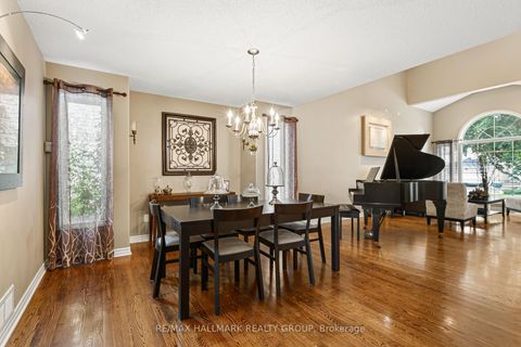Photo 7 at 9 Blackshire Circle, Nepean (Stonebridge), Ottawa