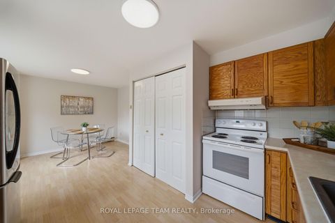 Photo 19 at 18 Arbordale Crescent, Nepean (Centrepointe), Ottawa