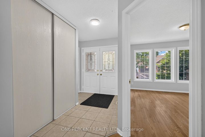 Photo 4 at 6 Windchime Crescent, Nepean (Barrhaven East), Ottawa
