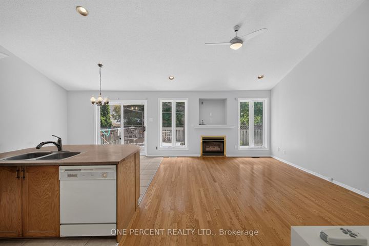 Photo 12 at 6 Windchime Crescent, Nepean (Barrhaven East), Ottawa