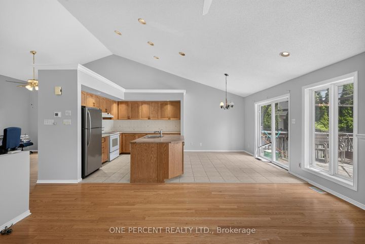 Photo 15 at 6 Windchime Crescent, Nepean (Barrhaven East), Ottawa
