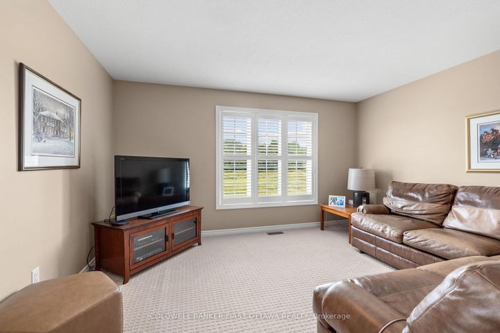 Photo 28 at 6 Blackshire Circle, Nepean (Stonebridge), Ottawa