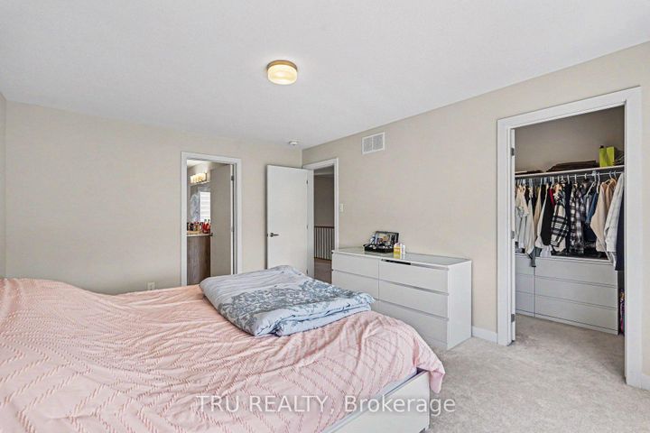 Photo 14 at 748 EMINENCE Street, Nepean (Half Moon Bay), Ottawa
