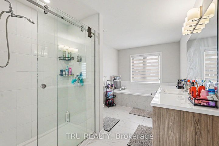 Photo 17 at 748 EMINENCE Street, Nepean (Half Moon Bay), Ottawa