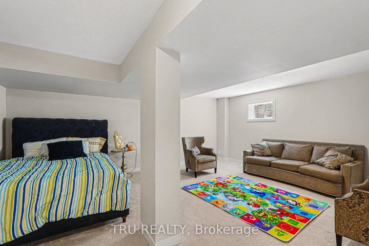 Photo 24 at 748 EMINENCE Street, Nepean (Half Moon Bay), Ottawa