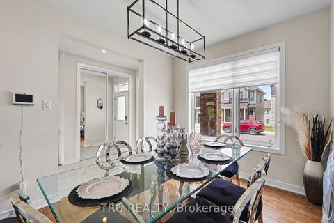 Photo 3 at 748 EMINENCE Street, Nepean (Half Moon Bay), Ottawa