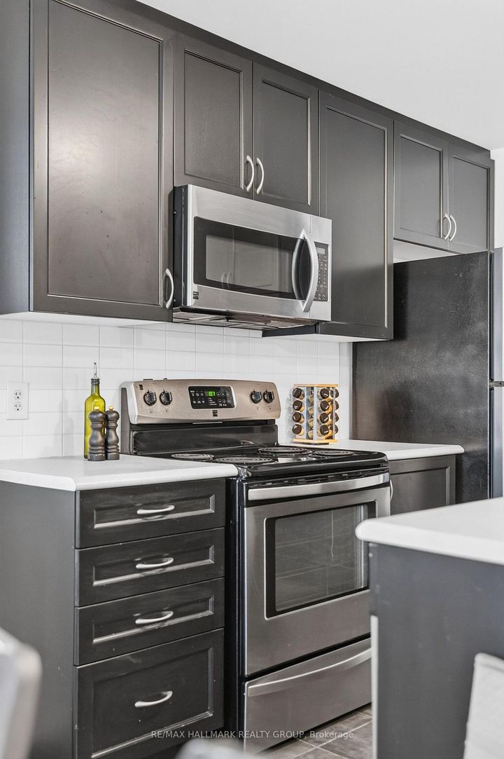 Photo 6 at 26 - 2591 Longfields Drive, Nepean (Stonebridge), Ottawa