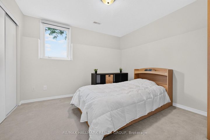 Photo 26 at 26 - 2591 Longfields Drive, Nepean (Stonebridge), Ottawa