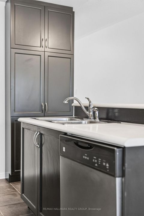 Photo 9 at 26 - 2591 Longfields Drive, Nepean (Stonebridge), Ottawa