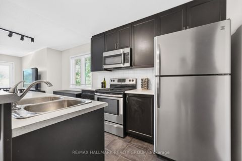 Photo 13 at 26 - 2591 Longfields Drive, Nepean (Stonebridge), Ottawa