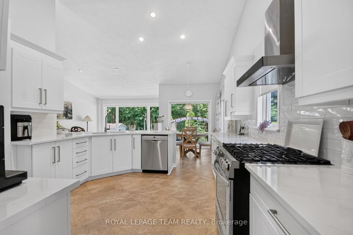 Photo 11 at 58 Forest Gate Way, Nepean (Barrhaven East), Ottawa