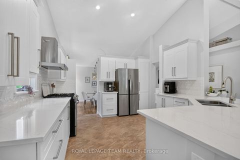 Photo 13 at 58 Forest Gate Way, Nepean (Barrhaven East), Ottawa