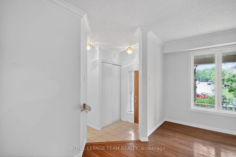 Photo 1 at 19 Windhurst Drive, Nepean (Barrhaven East), Ottawa