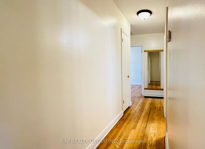 Photo 22 at 77 Meadowlands Drive, Nepean (Meadowlands/St. Claire Gardens), Ottawa