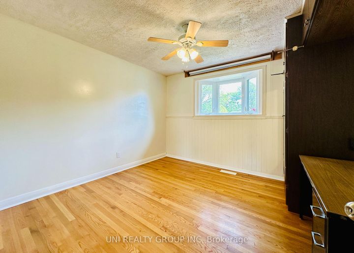 Photo 26 at 77 Meadowlands Drive, Nepean (Meadowlands/St. Claire Gardens), Ottawa