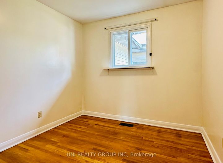 Photo 34 at 77 Meadowlands Drive, Nepean (Meadowlands/St. Claire Gardens), Ottawa