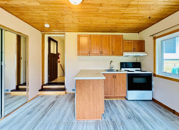 Photo 37 at 77 Meadowlands Drive, Nepean (Meadowlands/St. Claire Gardens), Ottawa