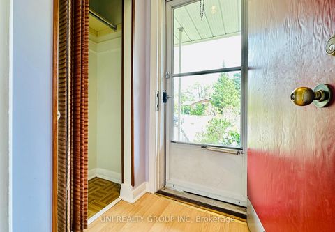 Photo 9 at 77 Meadowlands Drive, Nepean (Meadowlands/St. Claire Gardens), Ottawa