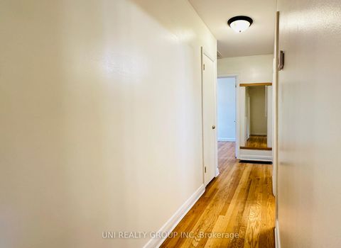 Photo 22 at 77 Meadowlands Drive, Nepean (Meadowlands/St. Claire Gardens), Ottawa
