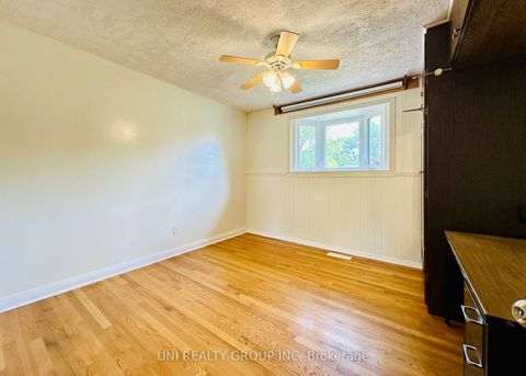 Photo 26 at 77 Meadowlands Drive, Nepean (Meadowlands/St. Claire Gardens), Ottawa