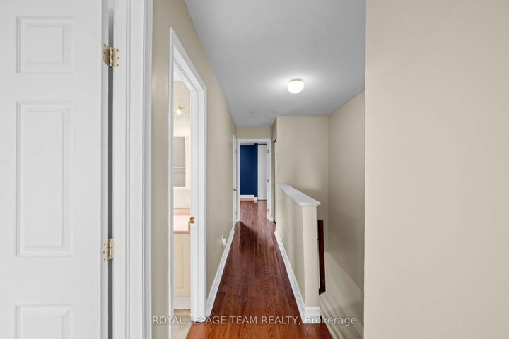 Photo 19 at 91 Thornbury Crescent, Nepean (Centrepointe), Ottawa