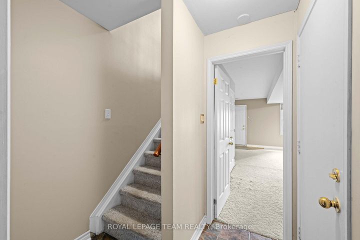 Photo 31 at 91 Thornbury Crescent, Nepean (Centrepointe), Ottawa
