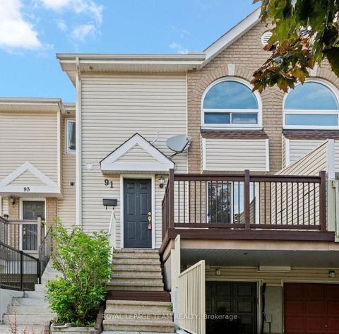 Photo 1 at 91 Thornbury Crescent, Nepean (Centrepointe), Ottawa
