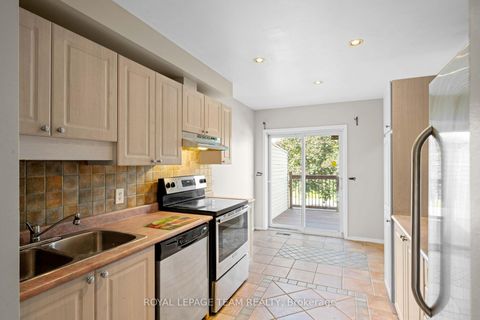 Photo 8 at 91 Thornbury Crescent, Nepean (Centrepointe), Ottawa
