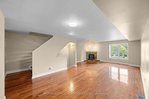 Photo 12 at 91 Thornbury Crescent, Nepean (Centrepointe), Ottawa