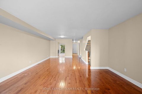Photo 16 at 91 Thornbury Crescent, Nepean (Centrepointe), Ottawa