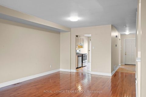 Photo 17 at 91 Thornbury Crescent, Nepean (Centrepointe), Ottawa