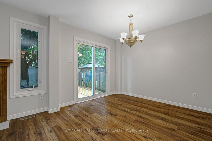 Photo 10 at 93 Mountshannon Drive, Nepean (Longfields), Ottawa