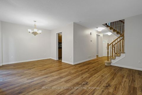 Photo 8 at 93 Mountshannon Drive, Nepean (Longfields), Ottawa