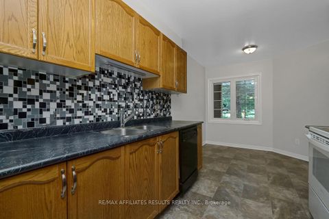 Photo 15 at 93 Mountshannon Drive, Nepean (Longfields), Ottawa