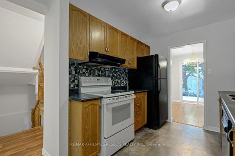 Photo 19 at 93 Mountshannon Drive, Nepean (Longfields), Ottawa