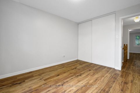 Photo 31 at 93 Mountshannon Drive, Nepean (Longfields), Ottawa