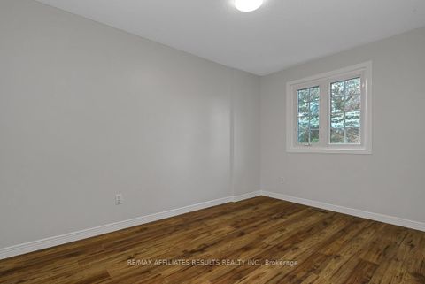 Photo 32 at 93 Mountshannon Drive, Nepean (Longfields), Ottawa