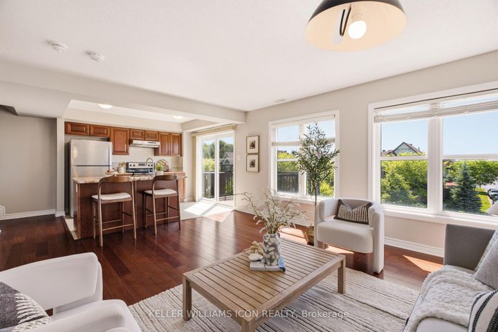 Photo 12 at 528 Clearbrook Drive, Nepean (Strandherd), Ottawa