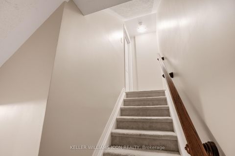 Photo 1 at 528 Clearbrook Drive, Nepean (Strandherd), Ottawa
