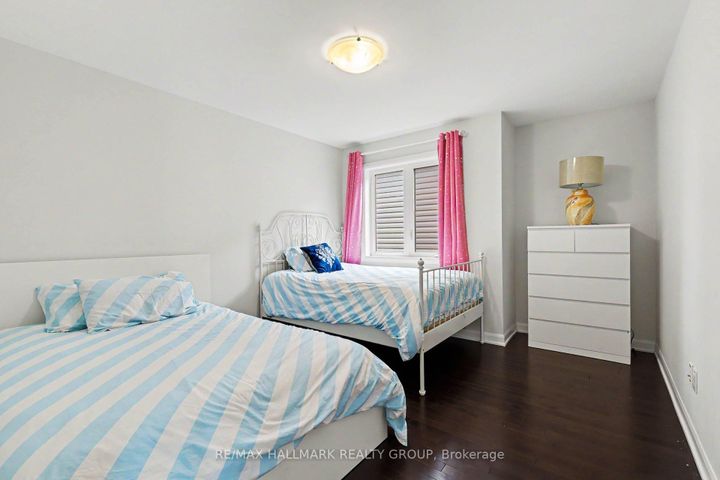 Photo 19 at 129 Robin Easey Avenue, Nepean (Half Moon Bay), Ottawa