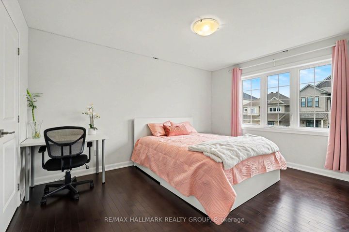 Photo 20 at 129 Robin Easey Avenue, Nepean (Half Moon Bay), Ottawa