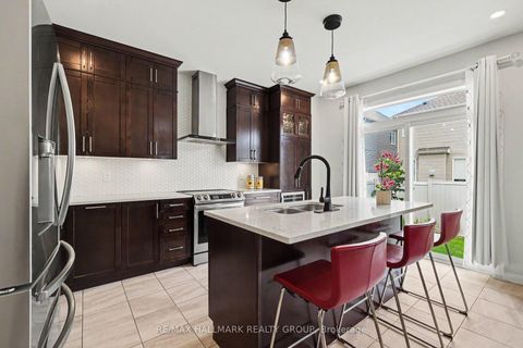 Photo 8 at 129 Robin Easey Avenue, Nepean (Half Moon Bay), Ottawa