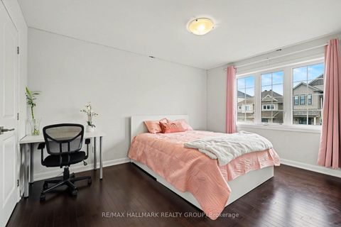 Photo 20 at 129 Robin Easey Avenue, Nepean (Half Moon Bay), Ottawa