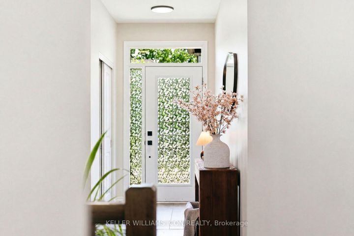Photo 2 at 547 Peerless Street, Nepean (Cedargrove/Fraserdale), Ottawa